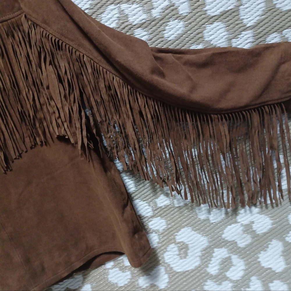 MAKE AN OFFER-Brown Fringe Lamb Suede Jacket - Picture 3 of 8